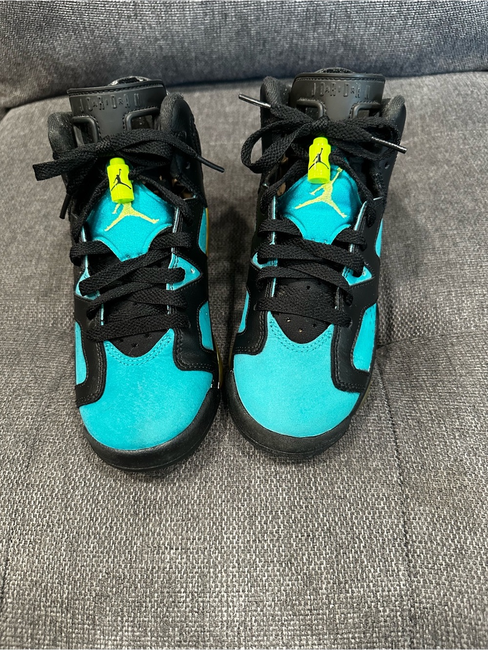 Jordan Kids Teal and Black Boys Size 4.5  Sneakers with Neon Yellow Accents